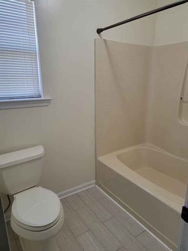 Building Photo - Modern Oasis with All the Amenities – Your...