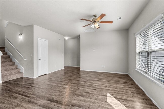 Building Photo - 2503 Hickory Wood Ave
