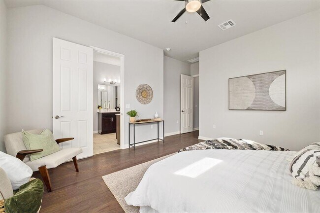 Building Photo - 228 Sumalt Gap Way