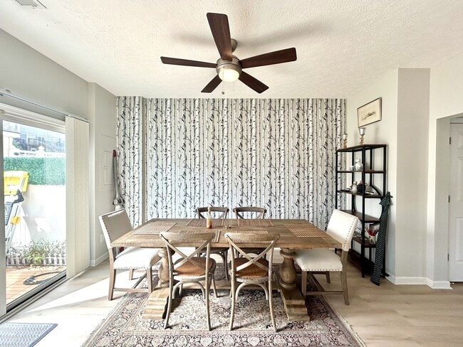 Building Photo - **UPDATED END-UNIT LENOX VILLAGE TOWNHOME ...