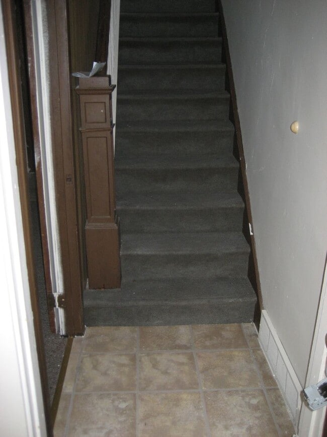 Building Photo - 3 Bedroom Home in Beechview - 1.5 Bath.