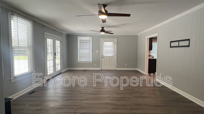 Building Photo - 8112 Stillbreeze Dr
