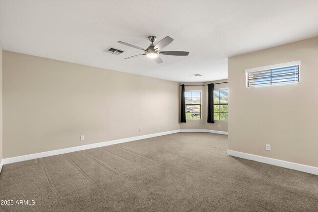 Building Photo - 42130 N 44th Dr