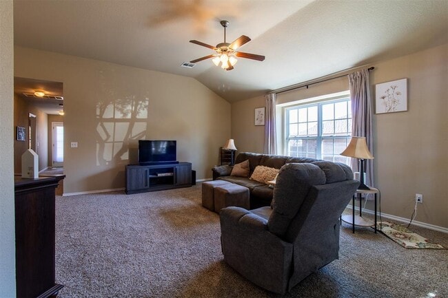 Building Photo - 900 Switzerland Ave