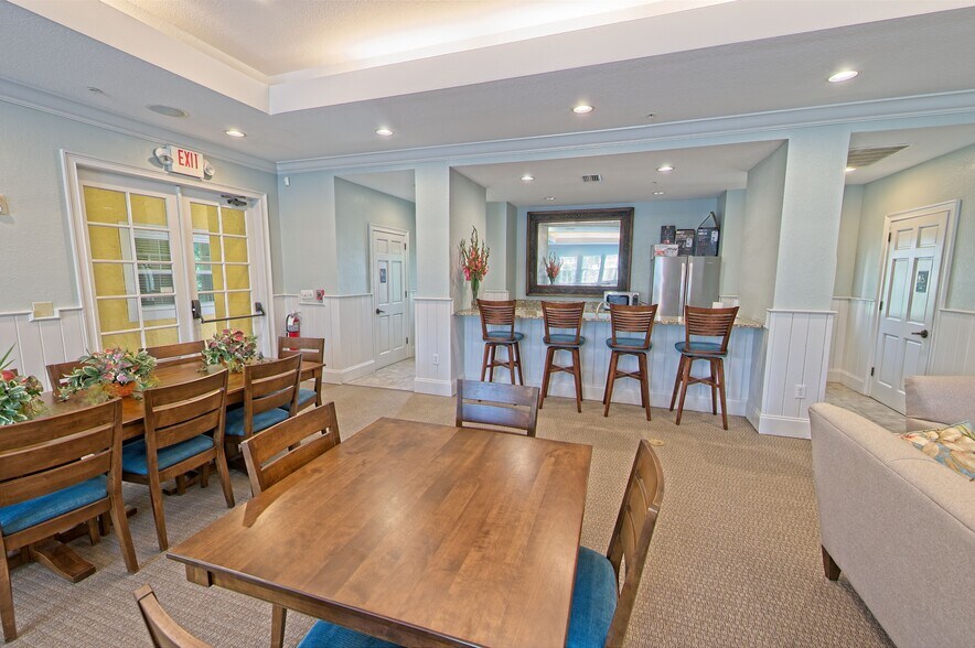 Clubhouse - 5701 Bentgrass Dr