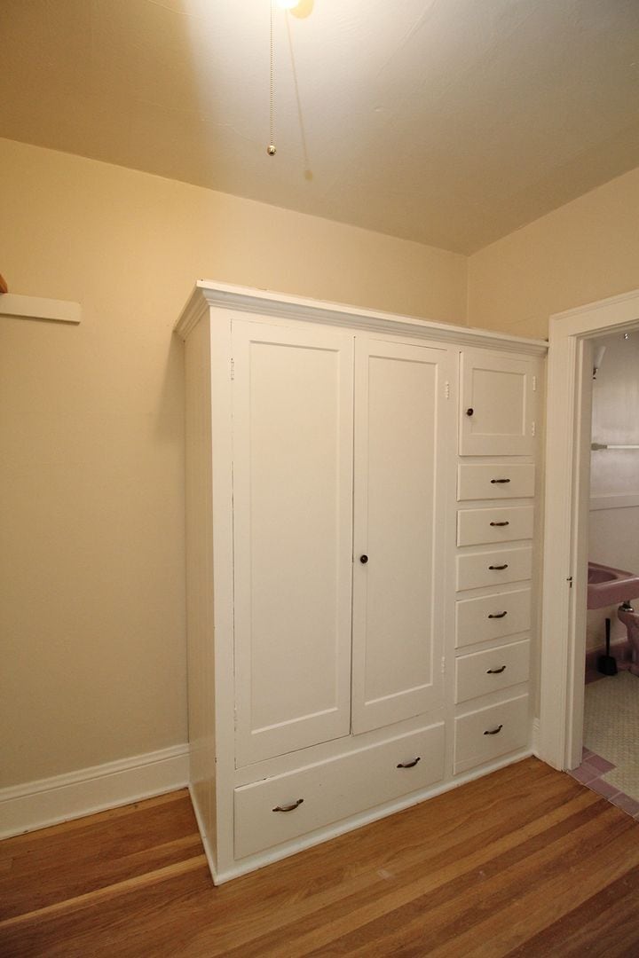 Building Photo - 1943 NW Irving St