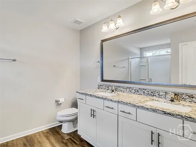 Building Photo - 134 Ainsdale Dr