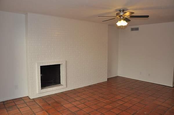 Building Photo - 5909 Birchbrook Dr