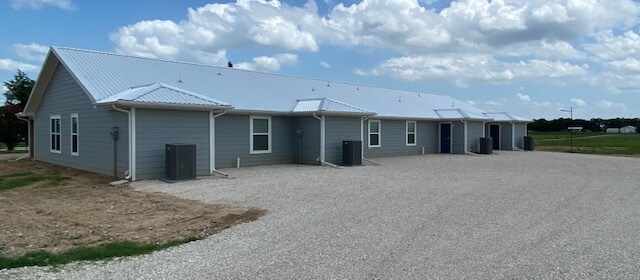 Rear view and parking spaces - 3876 County Road 123