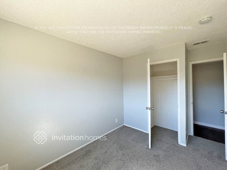 Building Photo - 137 Hastings Ave