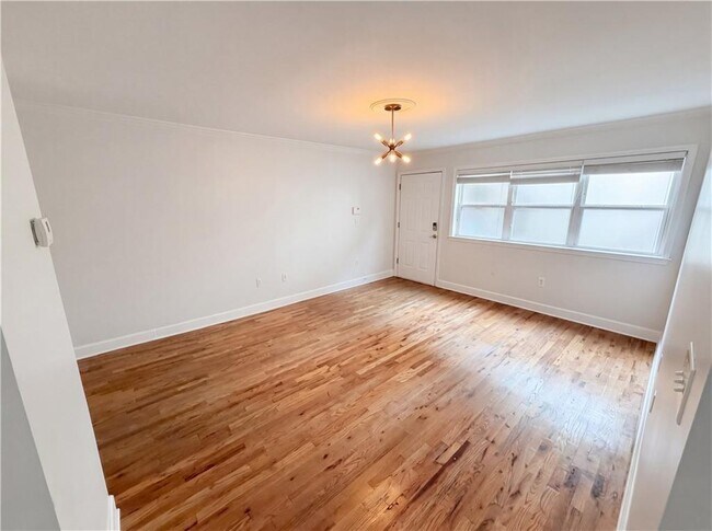 Building Photo - 48 Peachtree Ave NE