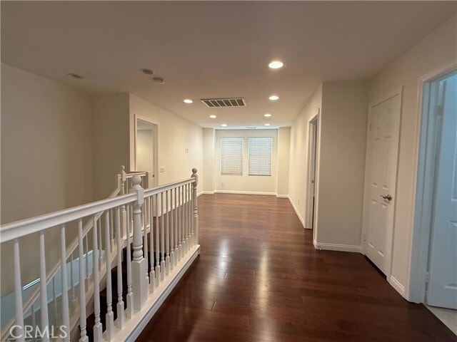 Building Photo - 81 Keepsake