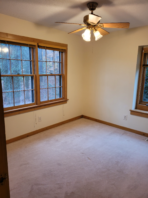 Building Photo - 5228 Troutman Ln