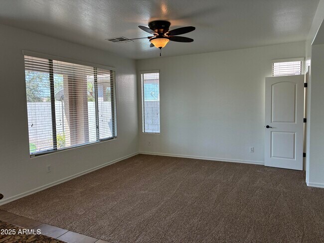Building Photo - 14559 W Port Royale Ln