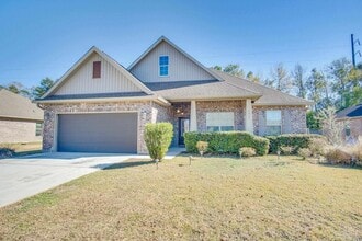 Building Photo - 4865 Spears St