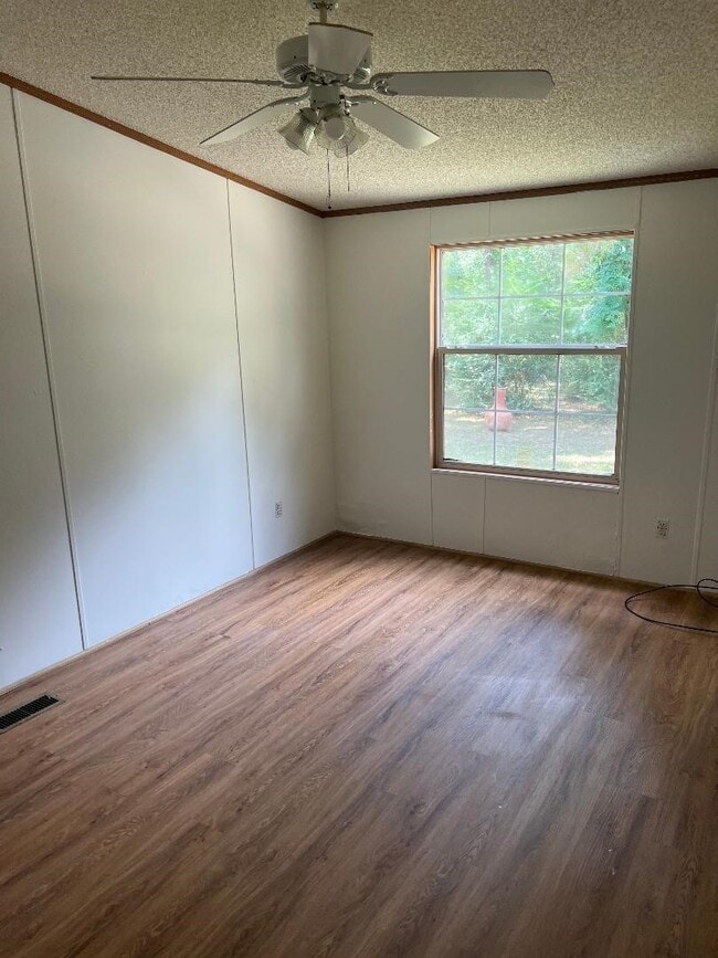 Building Photo - 2555 N Farm to Market 1486