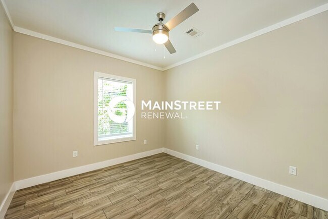 Building Photo - 4 Bedroom Pet-Friendly Home in San Antonio...