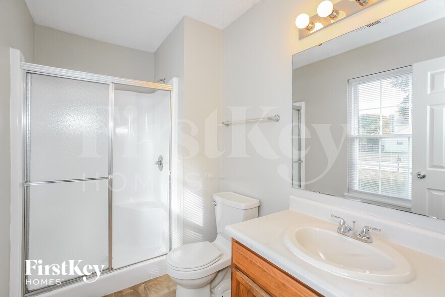 Building Photo - 7750 Cross Willow Blvd