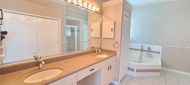 Building Photo - 1224 Siesta Key Cir