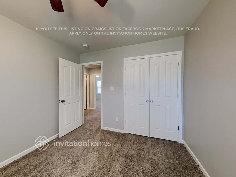 Building Photo - 15249 Pangborn Pl