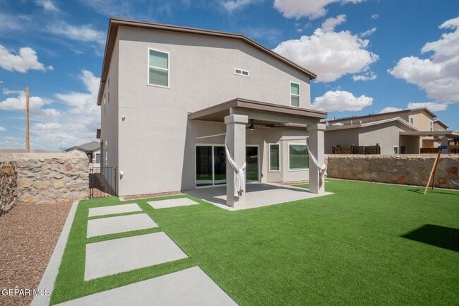 Building Photo - 2241 Tierra Delmonte Dr