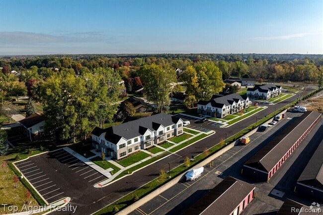 Building Photo - 31847 Gabby Ct