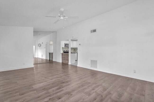 Building Photo - 4991 Sable Pine Cir