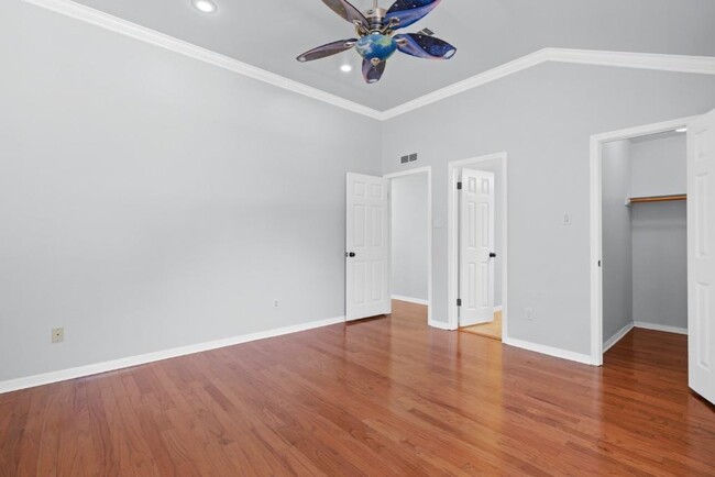 Building Photo - 10605 Coreopsis Dr