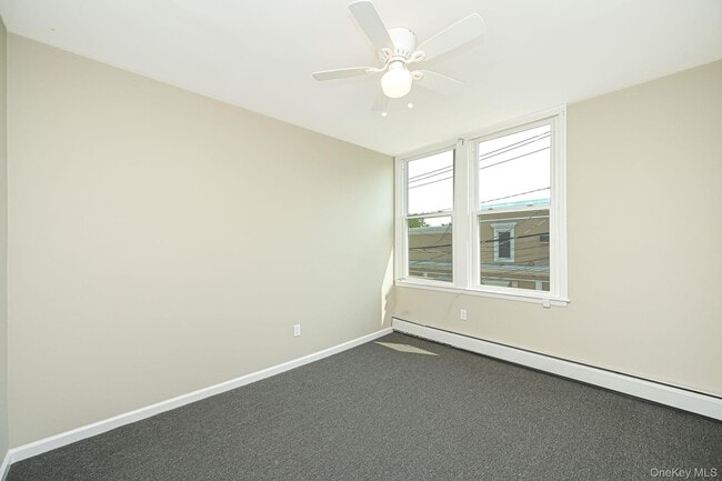 Building Photo - 463-465 E Main St