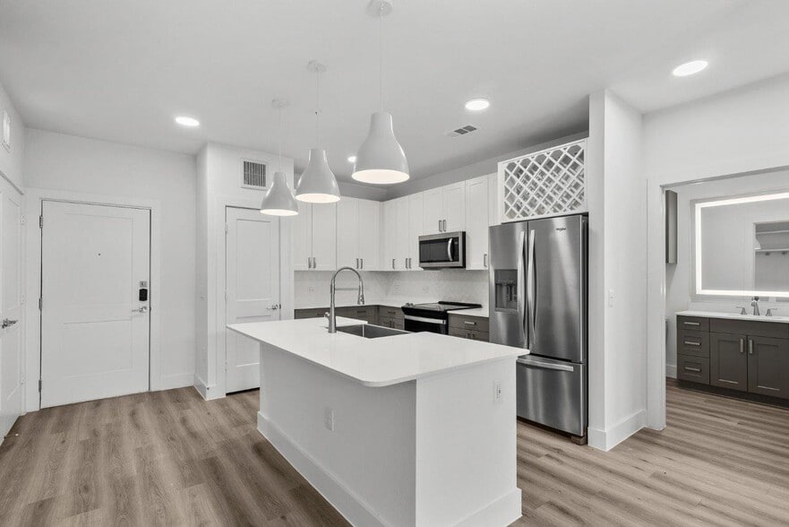 Building Photo - Lenox Katy Crossing