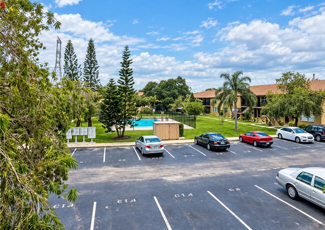 Building Photo - 2500 Harn Blvd