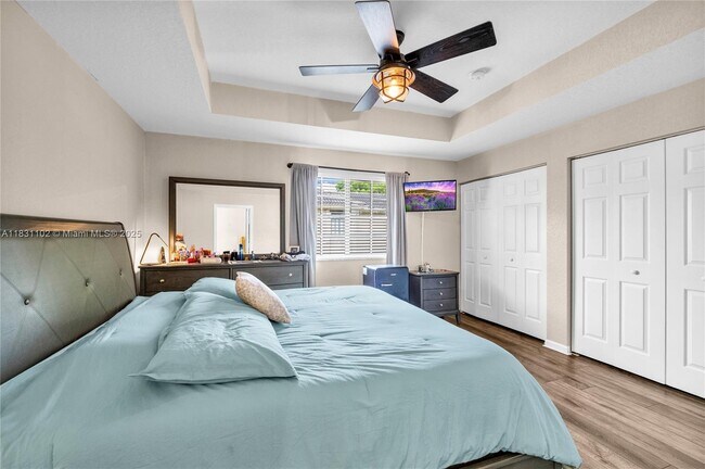 Building Photo - 4137 Briar Ln