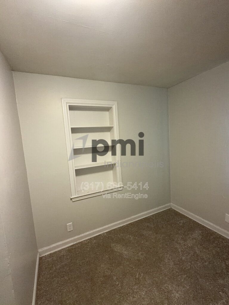 Building Photo - 4301 Crittenden Ave