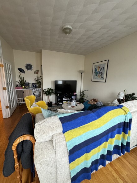 Building Photo - 40 Litchfield St