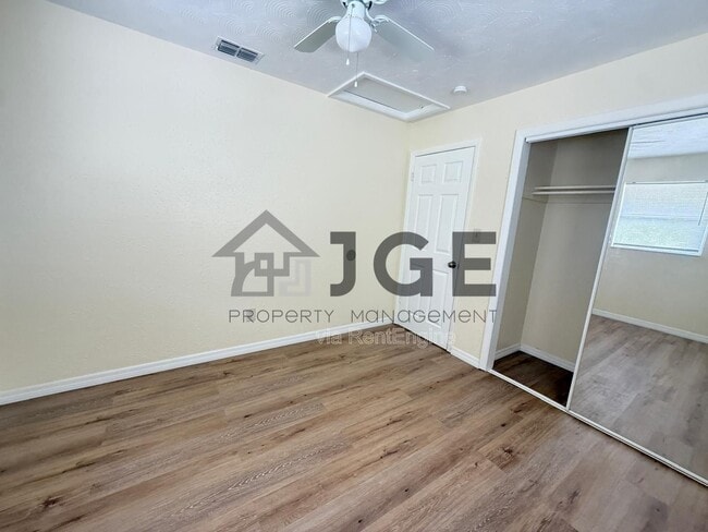 Building Photo - 2351 Lafayette St