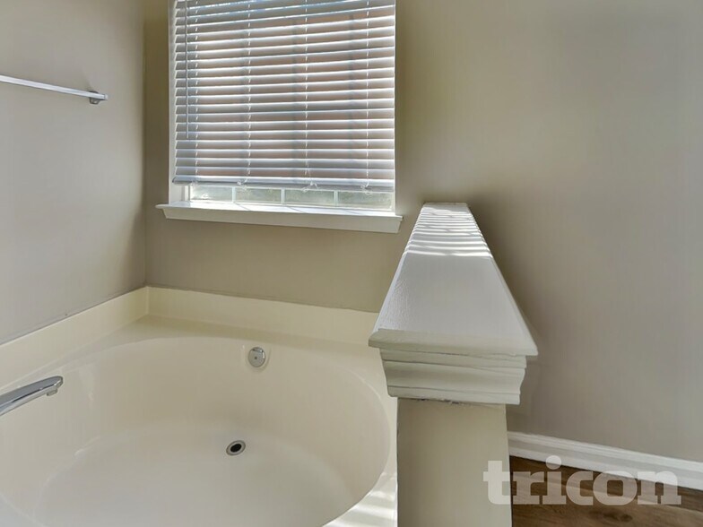 Building Photo - 3585 Andrea Lee Ct