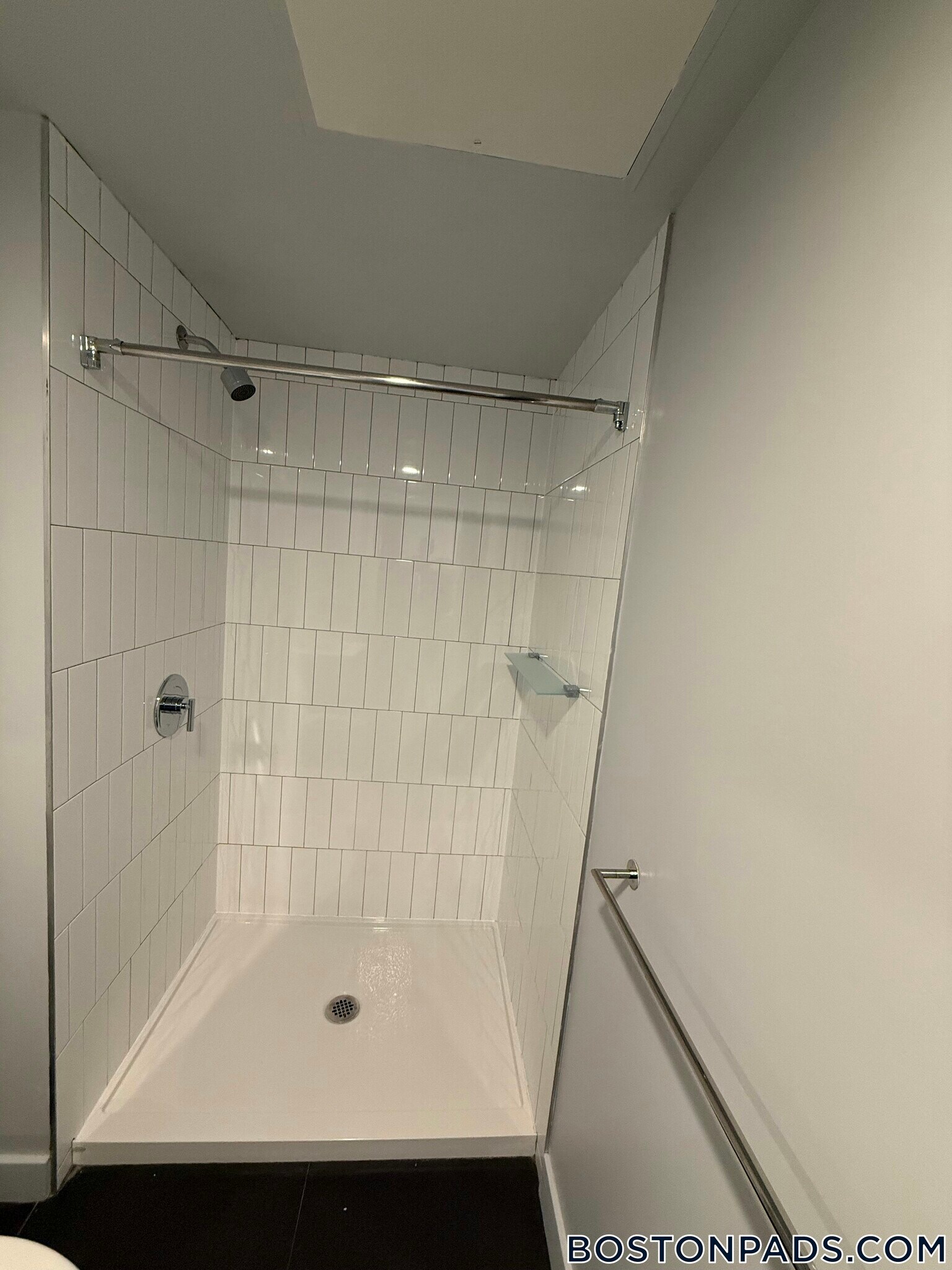 Building Photo - 145 Munroe St