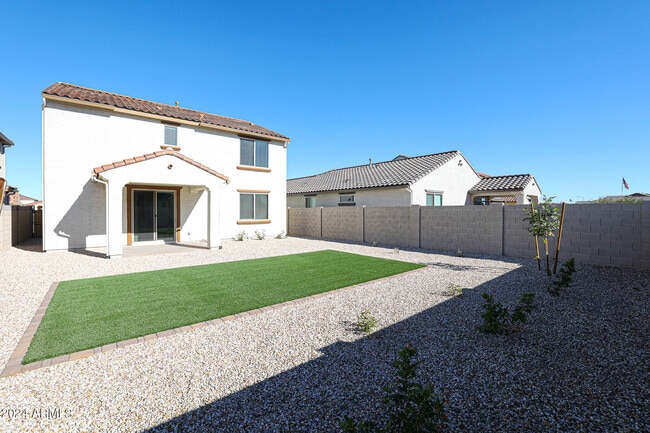 Building Photo - 8963 W Luke Ave