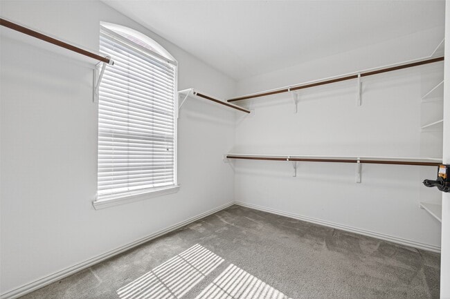 Building Photo - 12414 Montebello Manor Ln