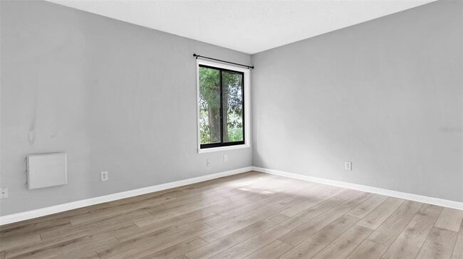 Building Photo - 12412 Titus Ct
