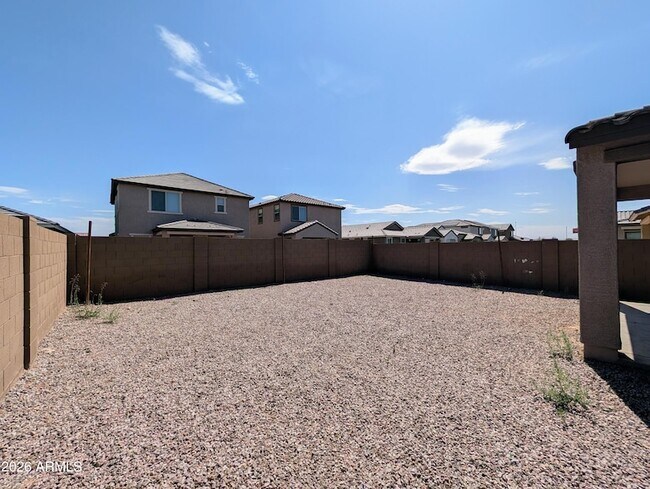 Building Photo - 9509 W Sells Dr