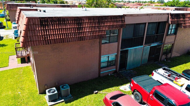Building Photo - 6485 W 27th Ave