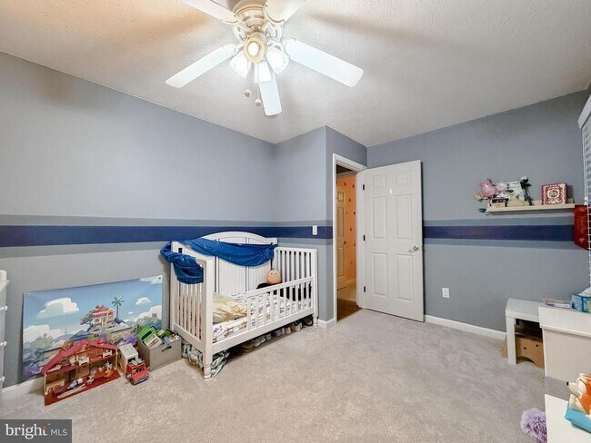 Building Photo - 23118 Silverberry Way
