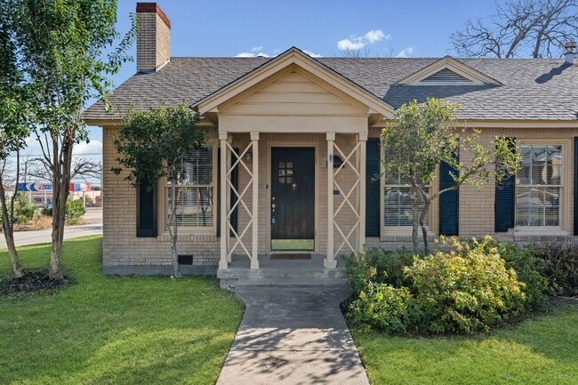 Building Photo - Spacious 3 Bed / 3 Bath Single Family with Large Fenced Yard and Deck in Temple ISD