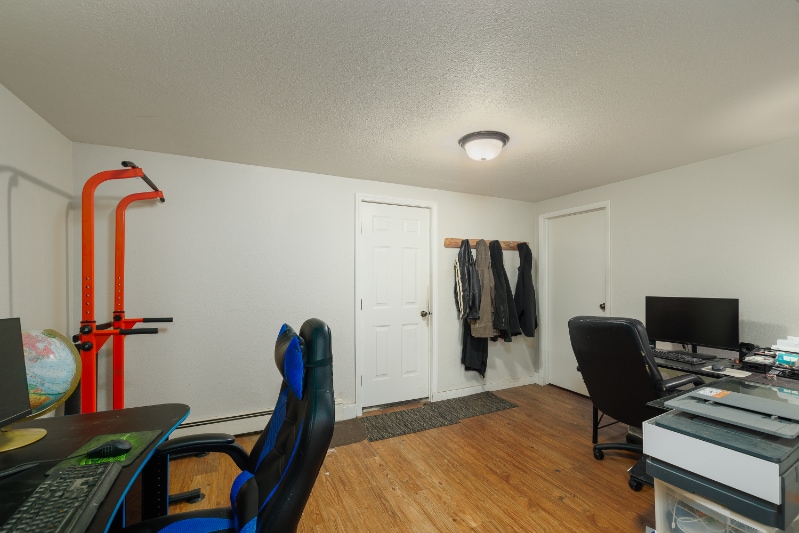 Building Photo - 1608 Alder Ct