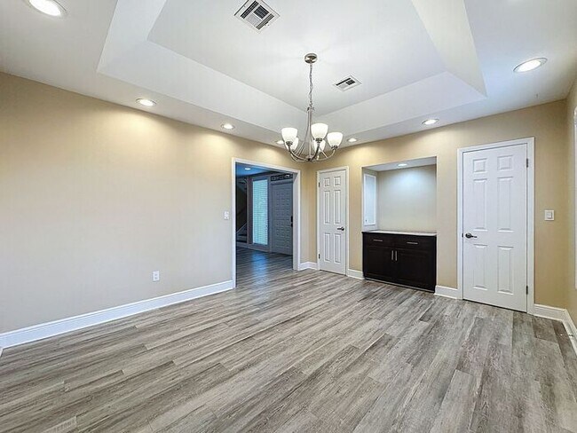 Building Photo - Exquisite Lake County Home with Lake Harris Views