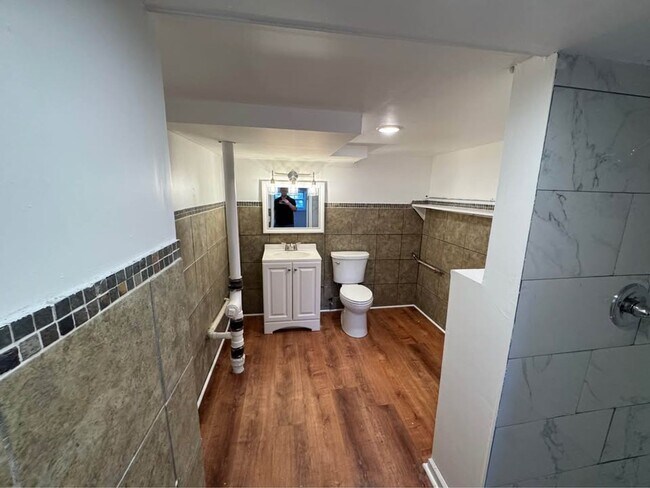 Building Photo - 14 Dellwood Dr