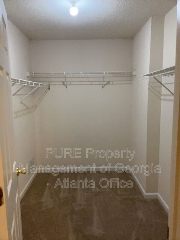 Building Photo - 1195 Parkwood Chase NW