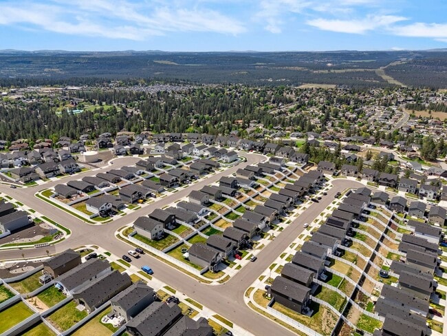 Building Photo - 2022-Like New-Construction 4BR/2.5BA, 1,700 sqft. NW Spokane