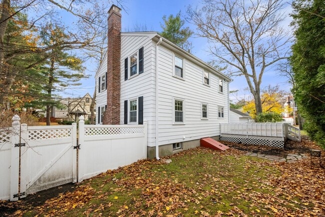 Building Photo - 39 Harland Rd